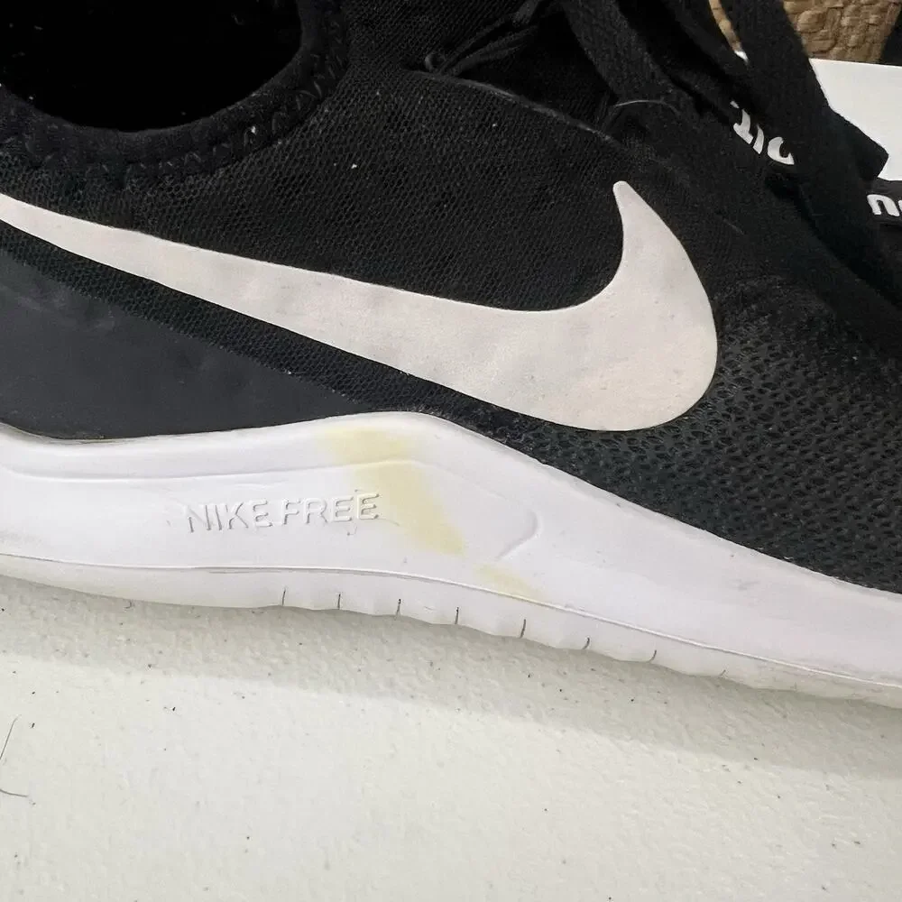 Nike Shoes Women’s Size 8.5 Free Run TR 8 Black White Running Athletic Sneakers